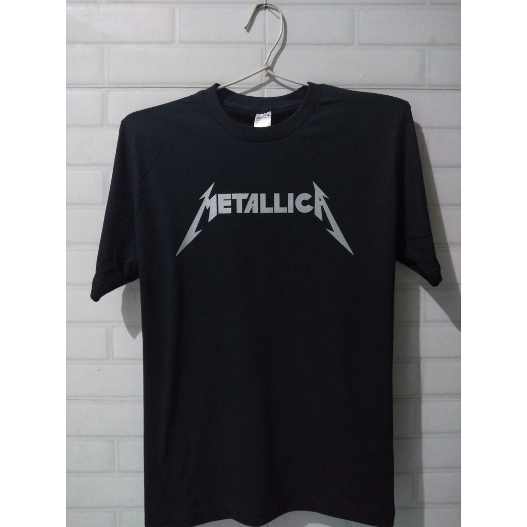 kaos musik band Metallica - tdk ada jahitan pinggir