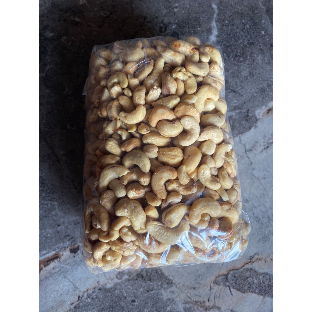 

KACANG METE UTUH PREMIUM 2