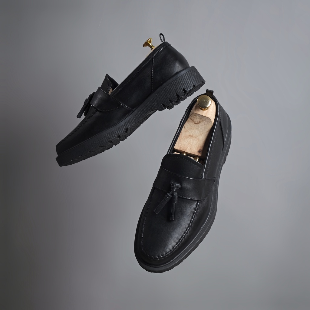 Gama Black  | Sepatu Loafers Kulit Asli Casual Matte Vintage Klasik Pria Cowok Slip On Original | FORIND x Kenzios