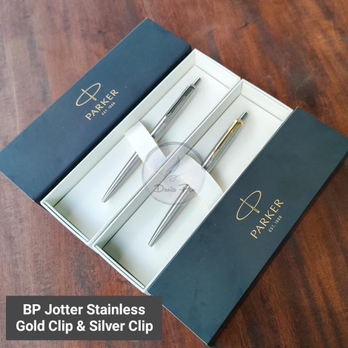 

Pen Parker Vector Original, Matte Black Gold Trim & Chrome Trim