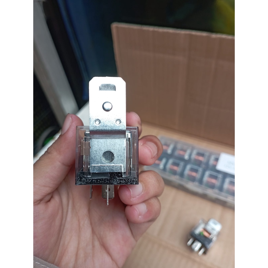 Relay Transparan Lampu Kaki 5 12v 80 Ampere Relay Klakson 12 Volt 5 Kaki Transparan Relay Pemutus 5 Kaki 5 Kaki  5 Pin 12Volt