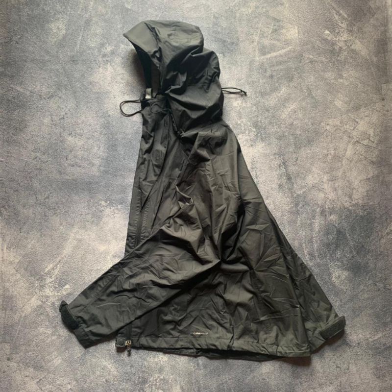 JAKET GORPCORE ADIDAS CLIMAPROOF