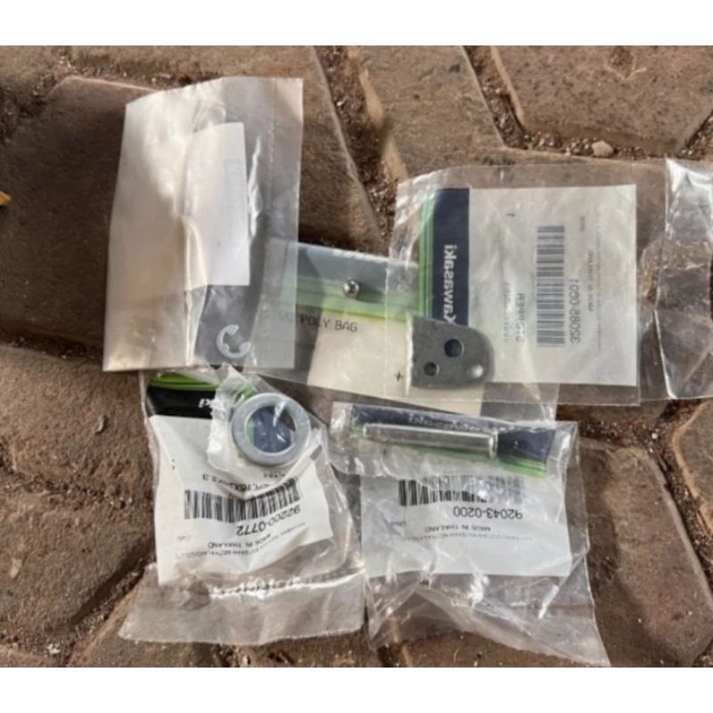 komponen isian step footstep belakang er6 er6n er6f original