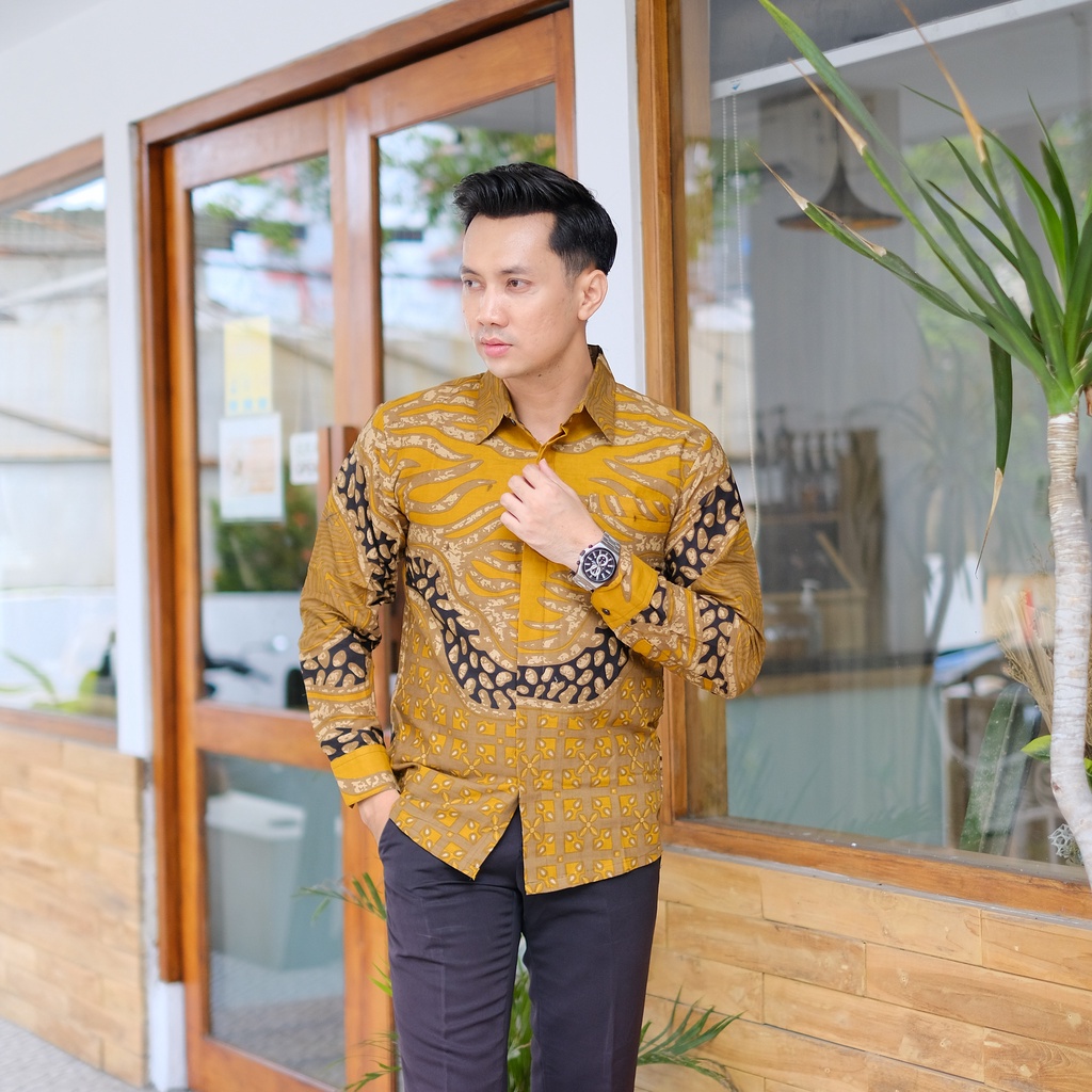 KEMEJA HEM BATIK PRIA..ATASAN PRIA BAJU BATIK LENGAN PANJANG LAPIS FURING KATUN PREMIUM WATU KAWUNG