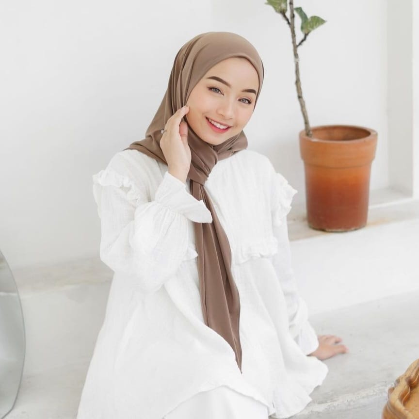 Segitiga instan Jersey Premium/ Hijab Segi Tiga Instan Jersey