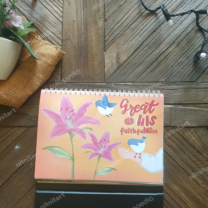 

Kalender 2023 Meja Star Seller