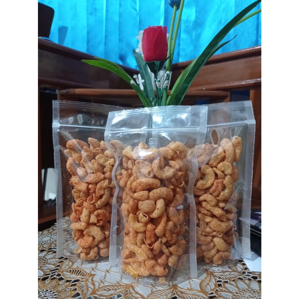 

MAKARONI GEPREK PEDAS DAUN JERUK