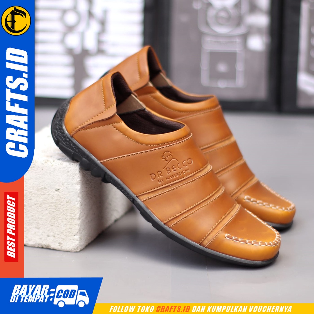 Sepatu Casual Slip On Kerja Pria Crafts Kitaro