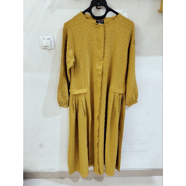 Preloved Gamis Ruby dot