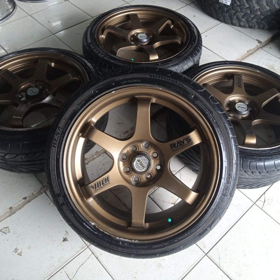 VELG MOBIL BEKAS TE37 RING 17 LEBAR 7,5 BAUT 4 ET 45 + BAN 205 45 R17