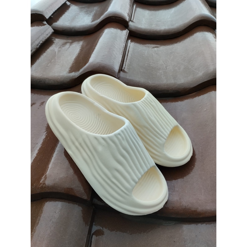 Sandal Wanita Slip On Empuk Bahan Jelly 353 size 30-40 /sandal slop wanita trendy motif kerut