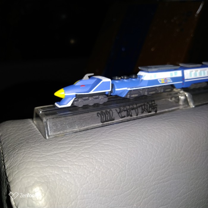 MINIATUR STATIS KERETA API FANTASI JEPANG BIRU PUTIH TERLARIS