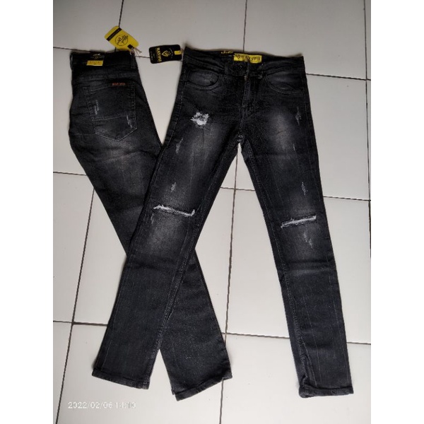 CELANA JEANS PANJANG || CELANA DISTRO || CELANA FASHION KEKINIAN