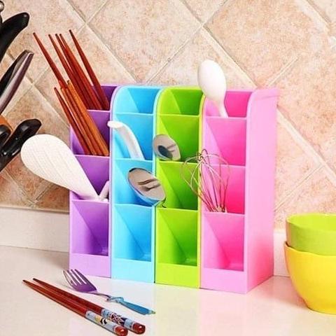 

Rak Mini 4 Sekat Tempat Kotak Alat Tulis Pulpen Stationery Stand Meja