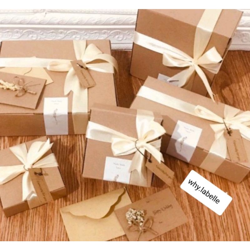 box hampers+kartu ucapan