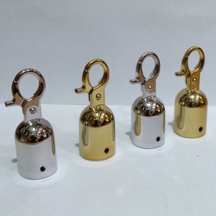 

Skat Kepala Pengait Tali Beludru (Tiang Antrian / Tiang Baris)