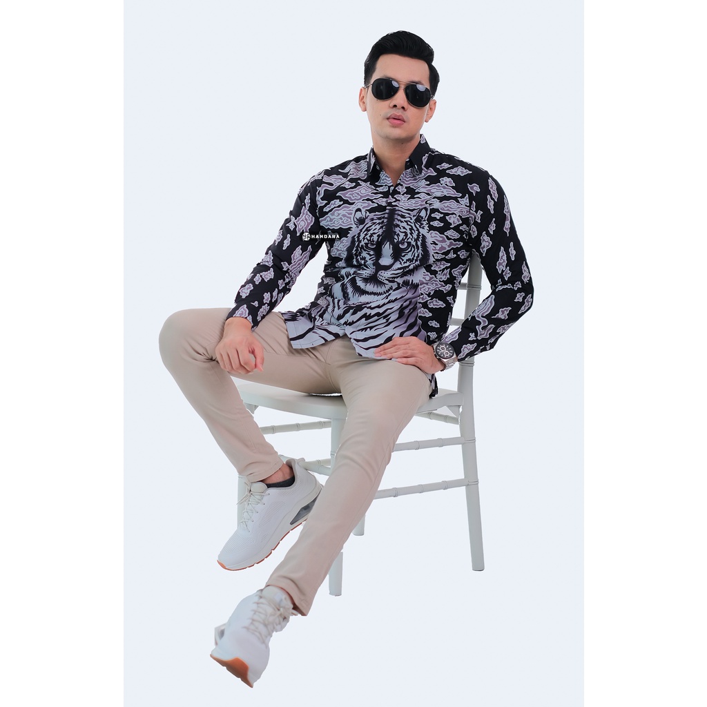 Handara Batik Pria Lengan Panjang Slim Fit Premium Harimau Siliwangi HB-337