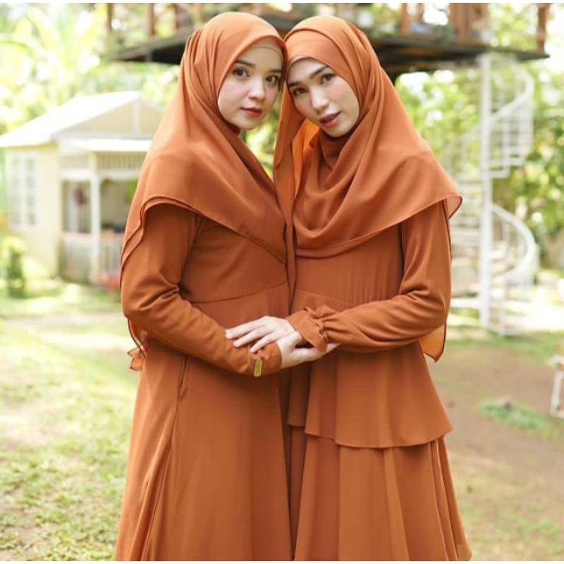 SHAVA dress by gerai aliyah one set. Size XL (ld 110)