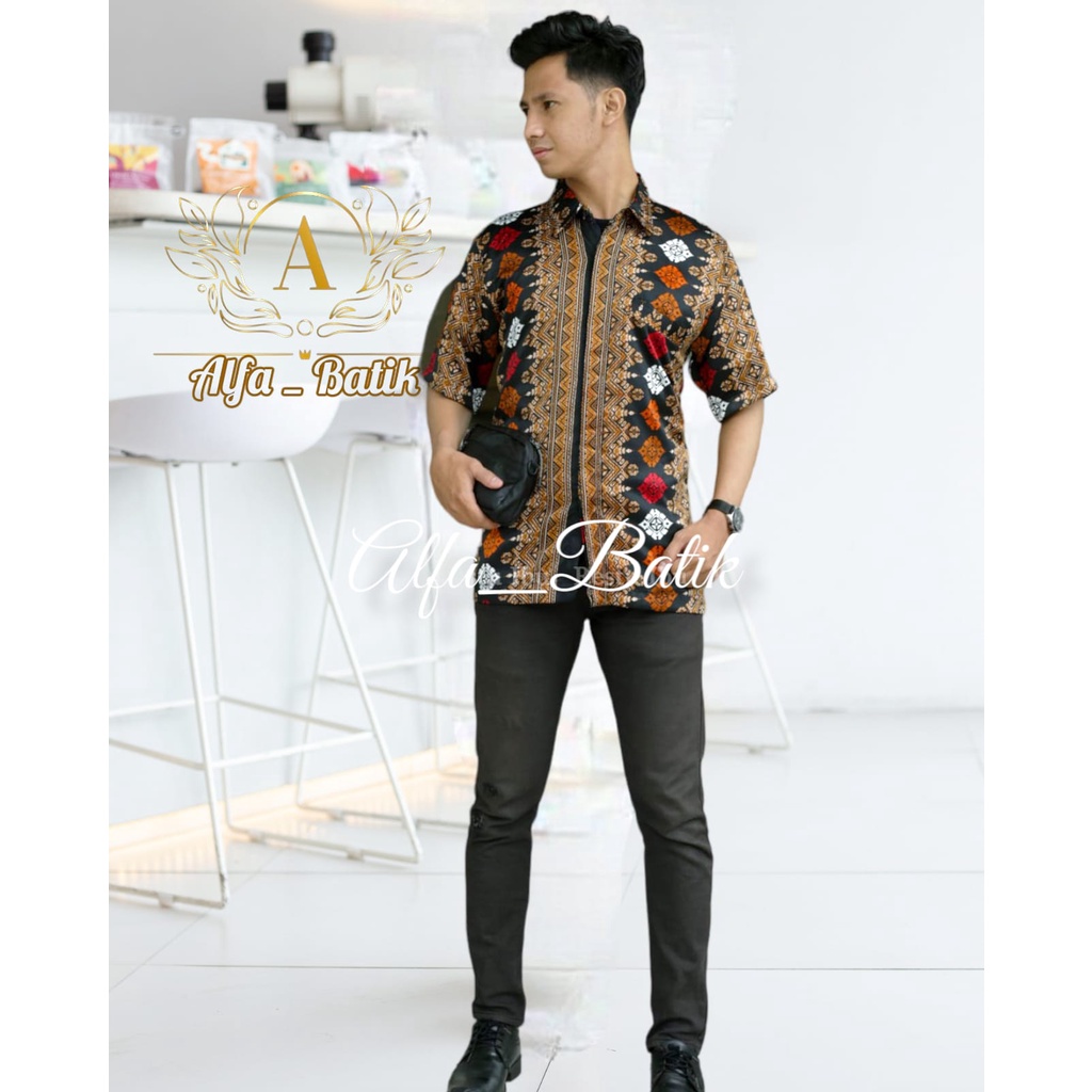 KEMEJA BATIK PRIA / KEMEJA BATIK KONDANGAN / KEMEJA MURAH / KEMEJA BATIK TERBARU Kemeja Batik Pria Seragaman Among Tamu / Kemeja Batik Nikahan Original /TERBARU KEMEJA BATIK PRIA LENGAN PANJANG MOTIF/ CUOPLE BATIK MOTIF TORAJA HITAM