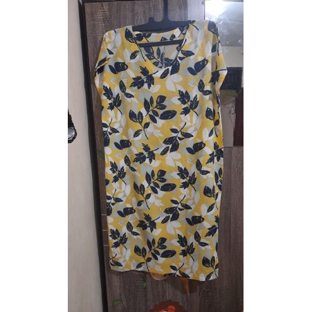 daster kuning bunga