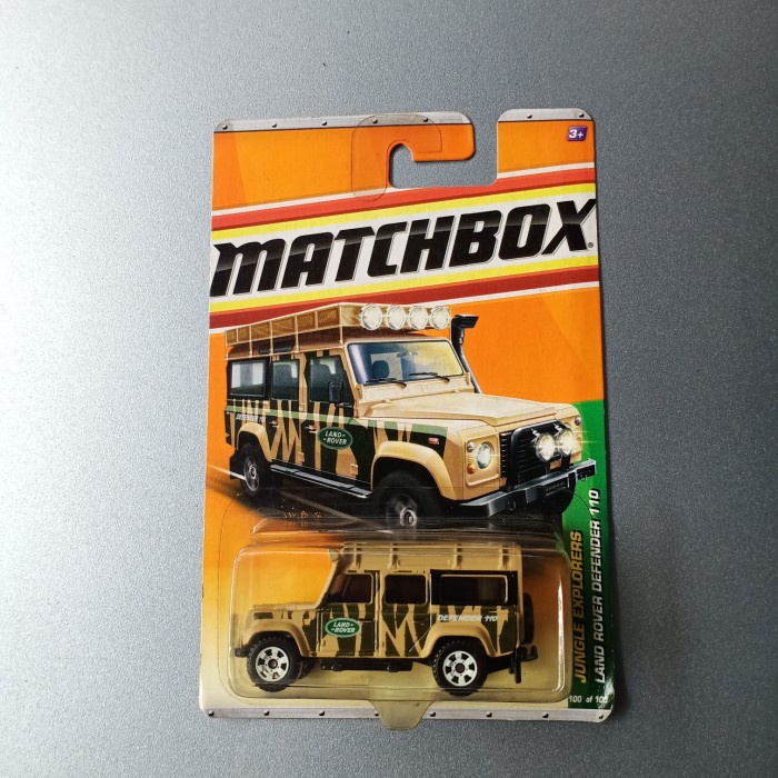 LAND ROVER DEFENDER 110 JUNGLE EXPLORERS TERLARIS