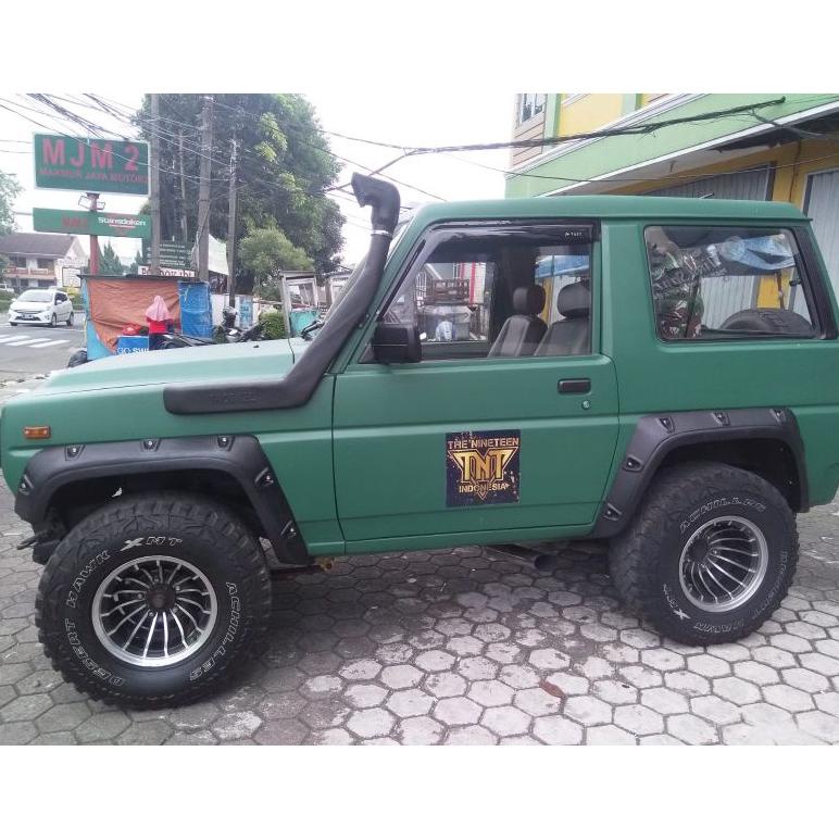 Snorkel Taft dan Feroza