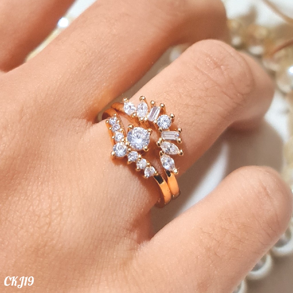 PGX Cincin Xuping Wanita Lapis Emas Aksesoris Perhiasan Fashion Premium - Z481