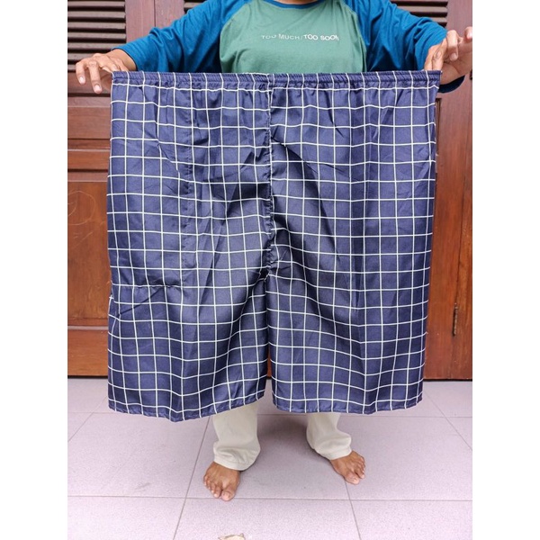 Celana Kolor Pendek Jumbo Motif Kotak Tartan Muat Sampai Berat Badan 110 kg Murah dan Berkwalitas