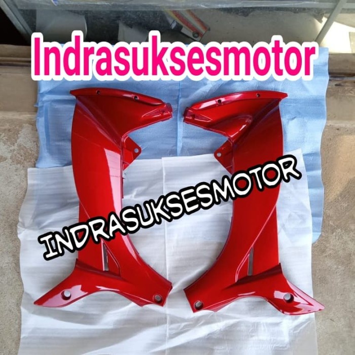 sayap body depan bagian dalam motor jupiter z burhan warna merah marun