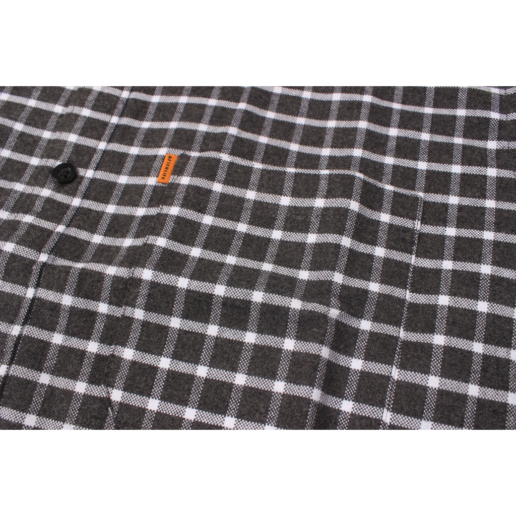 AFTERLIFE - Kemeja Flannel Flecther