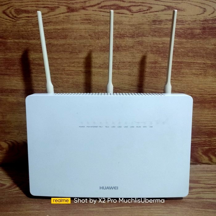 Huawei Premium HG8245U Router Dual-Band 2.4GHz dan 5.GHz Modem Gigabit