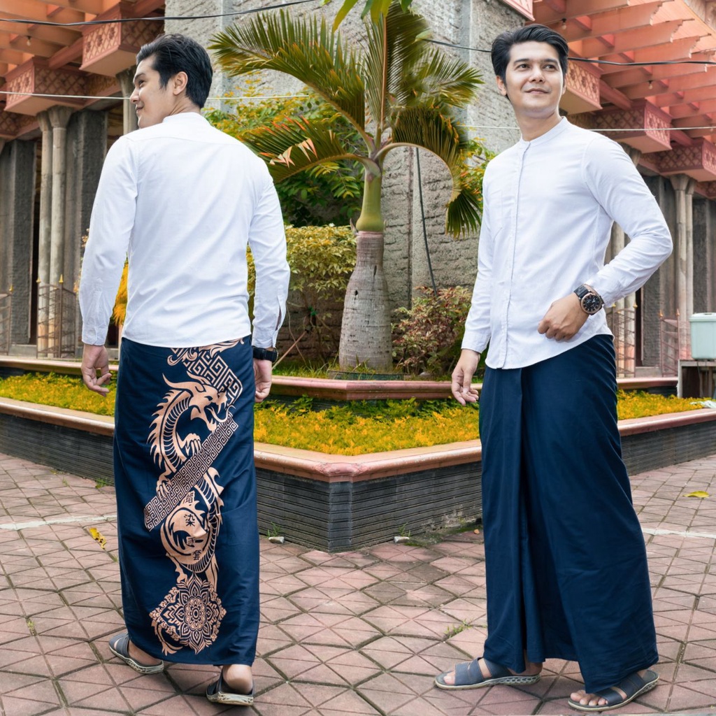 Sarung Batik Pria Motif Sorot Naga Polos Bahan Katun Adem Original Sarung Pria Palaikat Sarung Shola