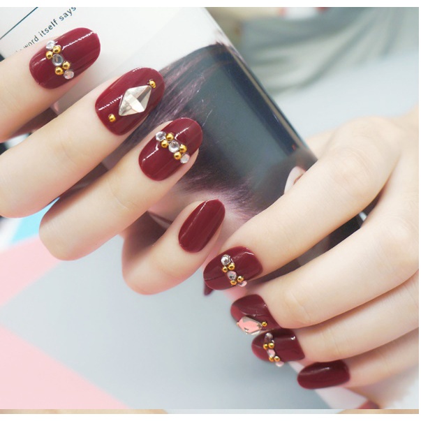 Nailart - 24 pcs kuku palsu merah merona bergaya elegant