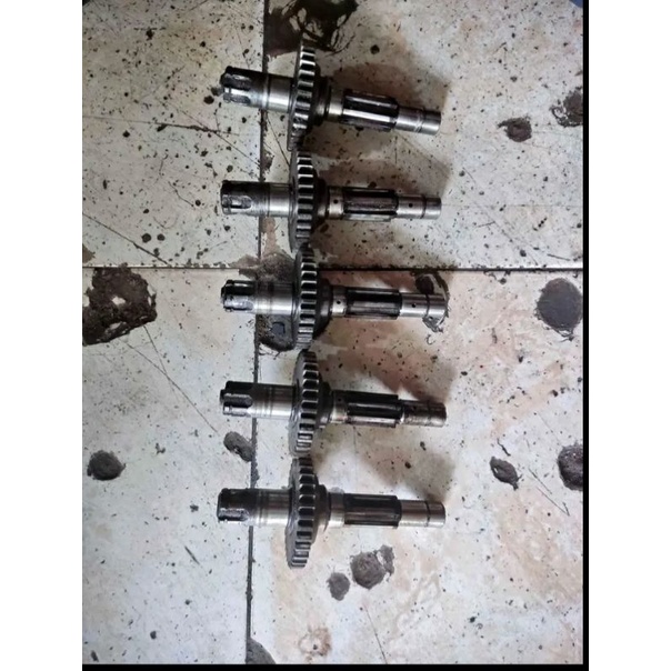 as gear depan yamaha crypton vega lama ori