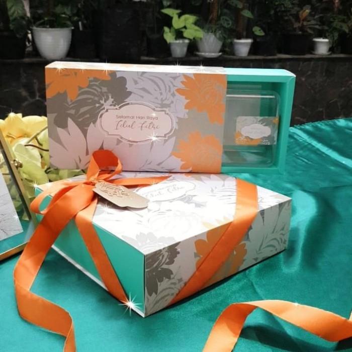 

15X17X7 Cm Box Hampers Premium Kotak Kue Tema Lebaran, Idul Fitri 019