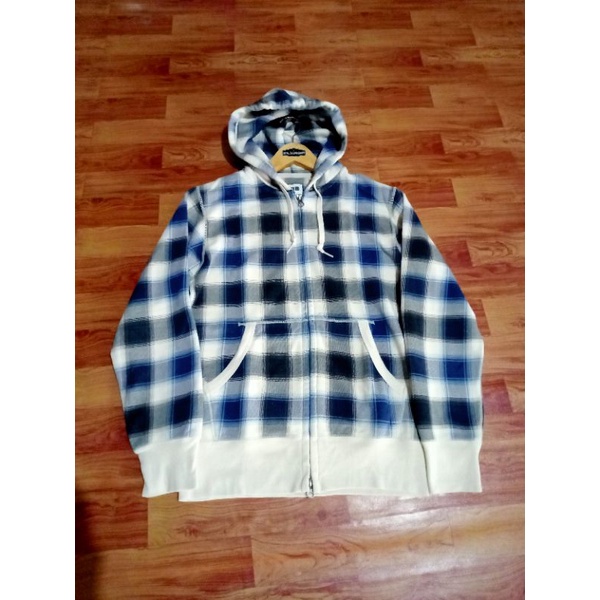 Ziphoodie UNIQLO veterano second