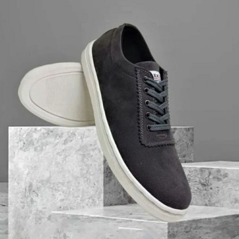 BARTOS Grey Sepatu Kasual Pria Men-706 Sneaker Premium Sude Abu2 39.44 Sepatu Casual Cowok Remaja Awet