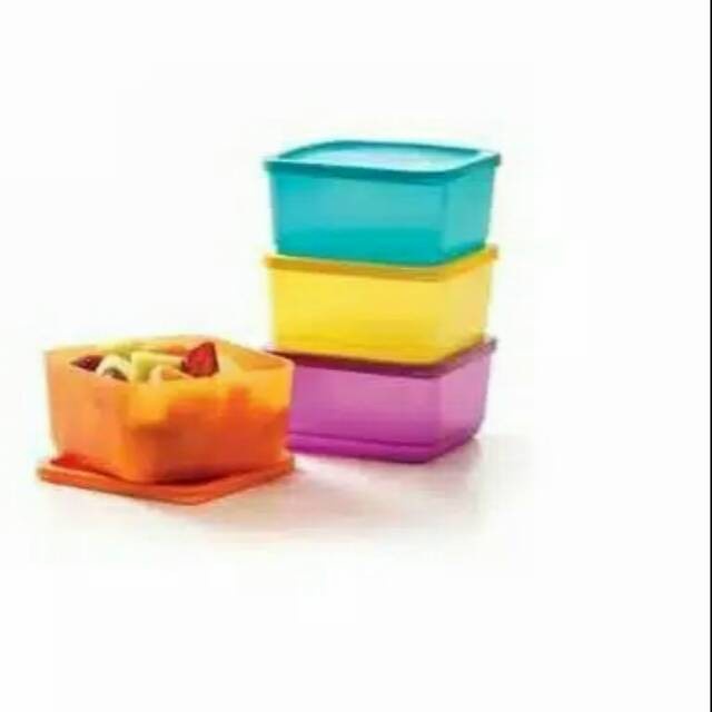 ```````] Small Summer Fresh Tupperware - Toples