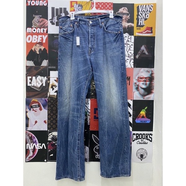 Celana Jeans Levi’s 501 Second Original dan kaos levis