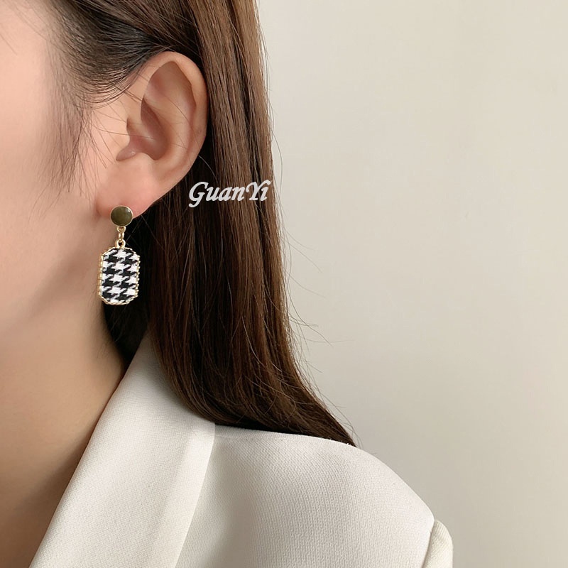 Retro Wanita Anting Mutiara Fashion Indah Berlapis Emas Klip Telinga Gaya Korea Berlebihan Cinta Telinga Klip