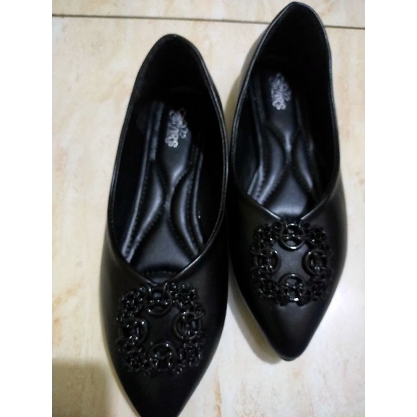 sepatu pantofel wanita kekinian slip-on empuk murah sepatu wanita hitam sepatu lebaran