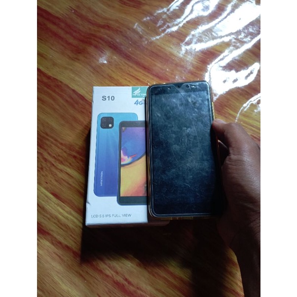 Hp android Maxtron S10 mulus mesin Mati