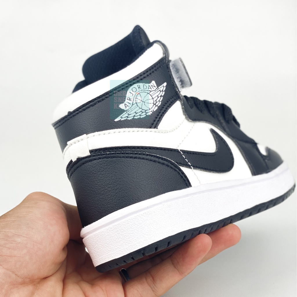 Sepatu Anak Laki Laki Sekolah Hitam Putih Sneakers Import High Ukuran 31-37 - Urban Sneaker Kids