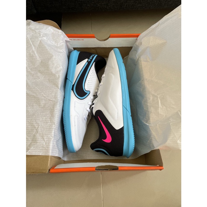 {MentariStore} Sepatu Futsal Nike Tiempo Legend 9 Club IC White Black BNIB - 42 Murah