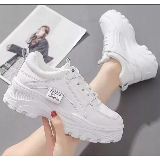 sepatu wanita keren/sepatu wanita terkini/sepatu wanita terbaru 2022/sepatu wanita viral