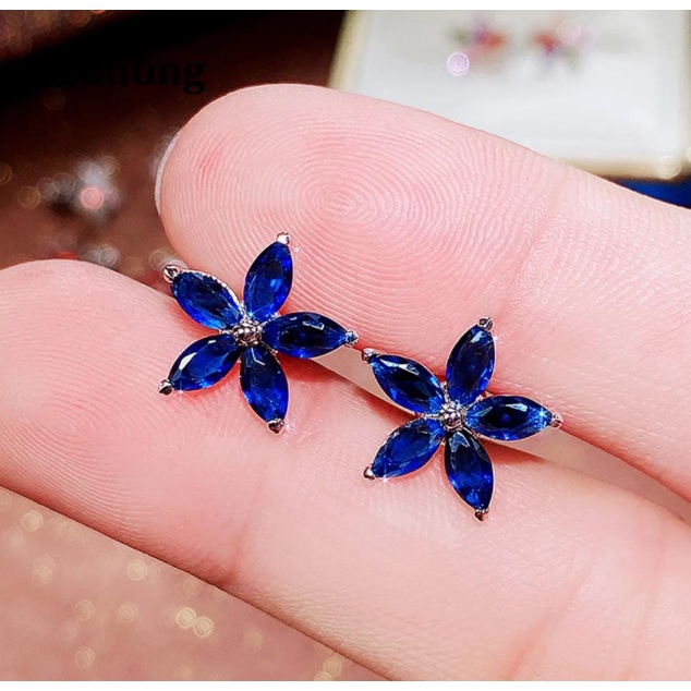 Anting anting kancing bunga biru tua