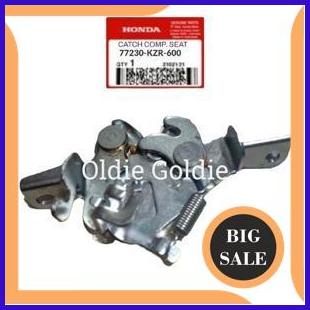 onderdil 77230-KZR-601 Seat Lock Comp Dudukan Kunci Jok Lawan Sadel Vario 125 Fi Techno NON LED AHM