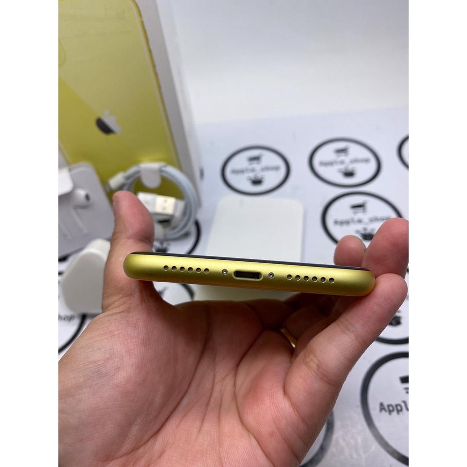 iphone 11 128gb yellow fullset Lcd Original Mulus Bukan Refurbish / Rekondisi