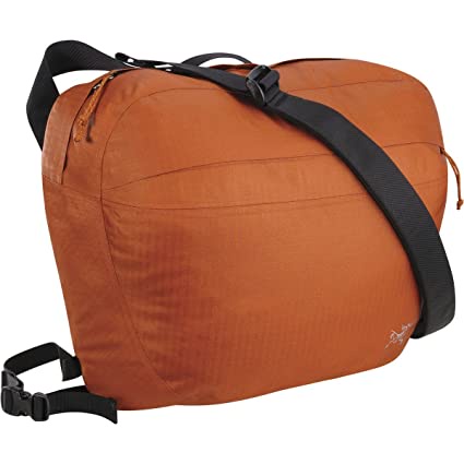 Tas Selempang Arcteryx Lunara 17