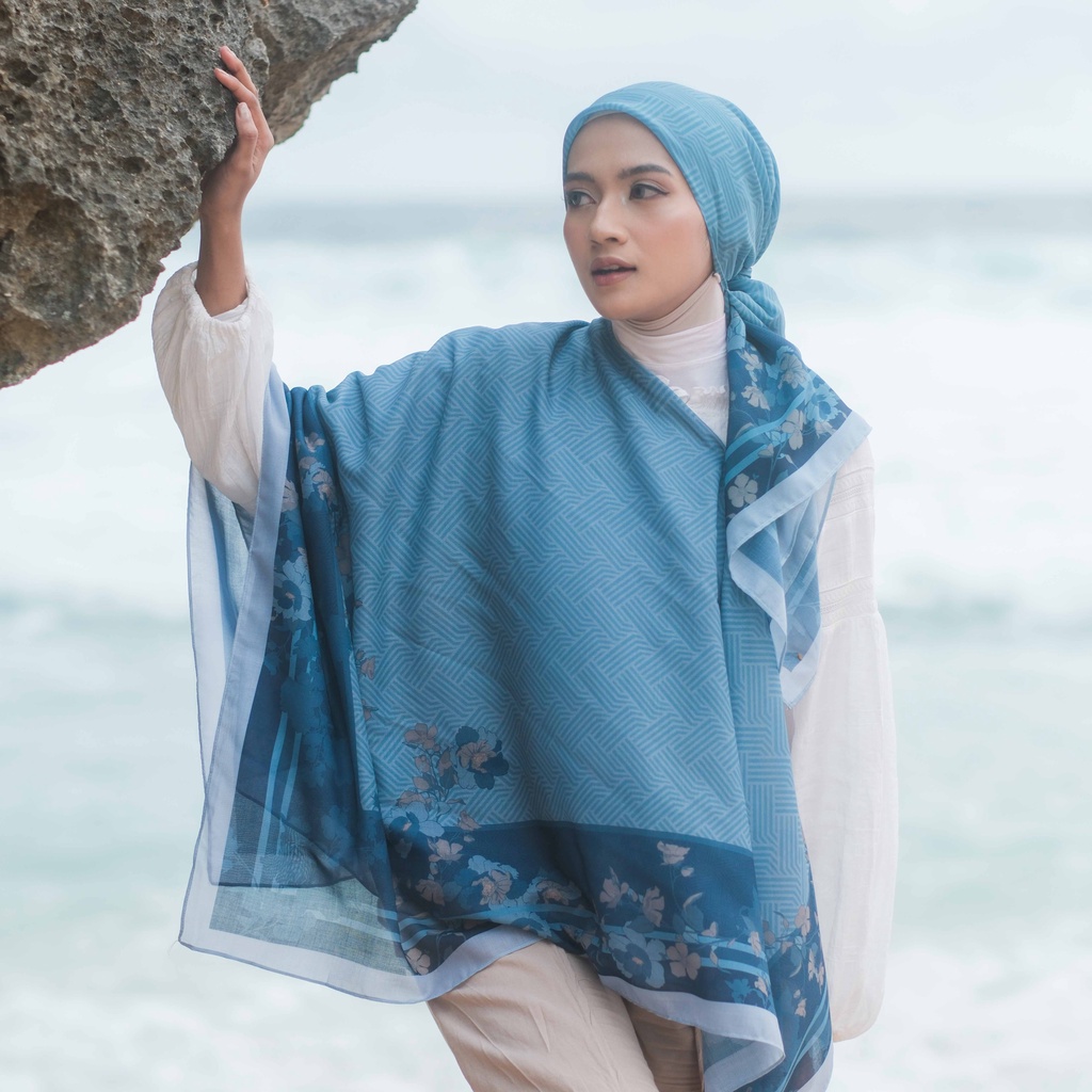 ALIF JILBAB SEGI EMPAT MOTIF PARIS PREMIUM KOREA - OMBRERO IN PAGEANT BLUE ( SPR-D5-005 )